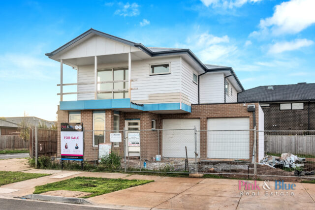 25 Heath Avenue, ROCKBANK  VIC  3335